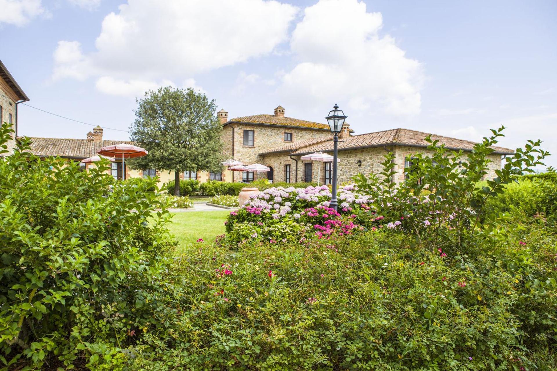 Villa Del Lago - Homelike Villas Castiglione del Lago Exteriör bild